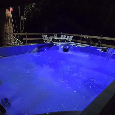 Lou Pitchoun - Jacuzzi Prive - * ガイヤック